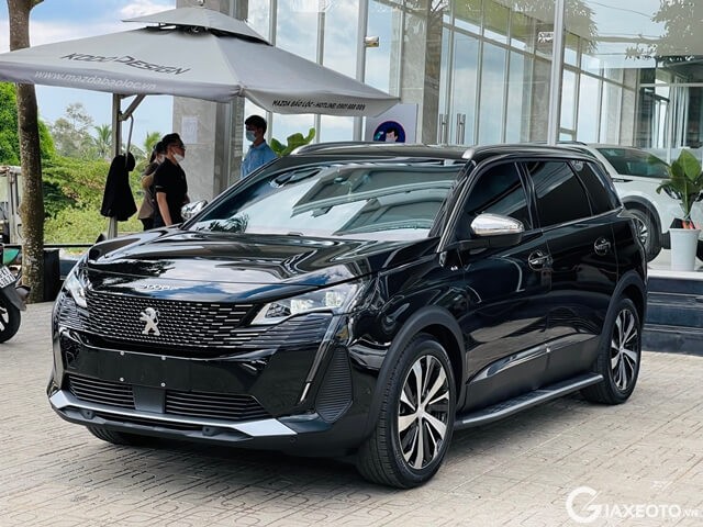 gia-xe-peugeot-5008