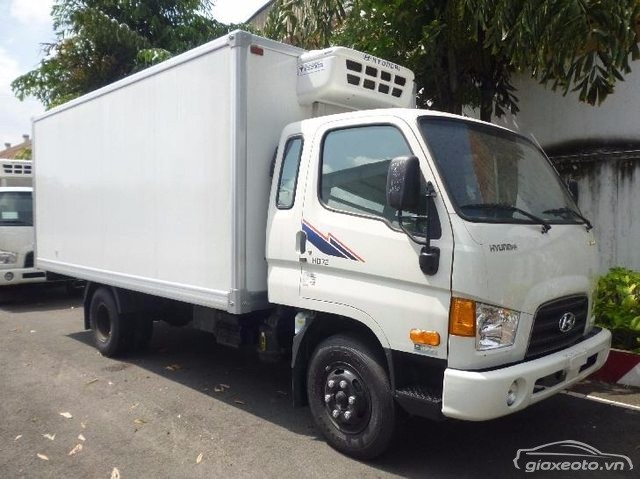 gia-xe-tai-hyundai-hd72-dong-lanh