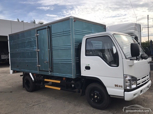 gia-xe-tai-isuzu-vinh-phat-qhr650