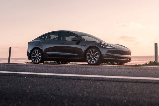 gia-xe-tesla-model-3