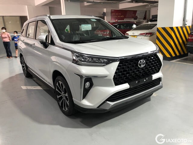 gia-xe-toyota-veloz