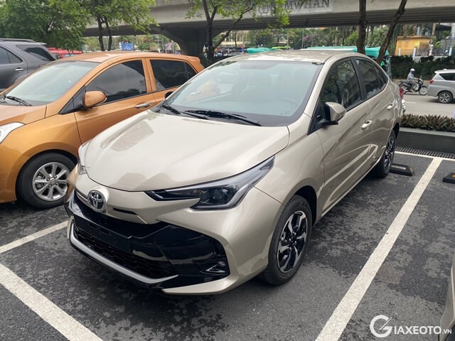Cwin333 hiện đang mở toyota vios