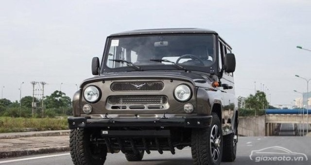 gia-xe-uaz-hunter