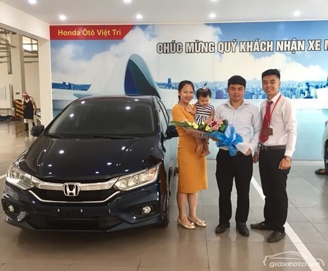 giao-xe-moi-tai-honda-oto-viet-tri-phu-tho