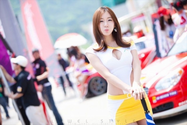 han-ji-eun-goi-cam