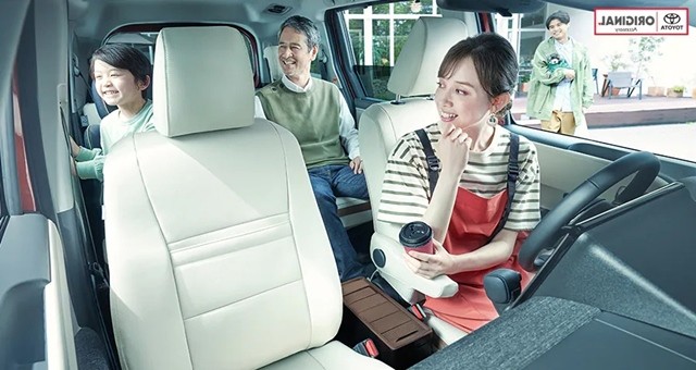 hang-ghe-sau-toyota-sienta