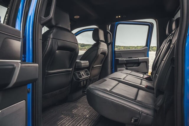 hang-ghe-sau-xe-ford-f150-raptor
