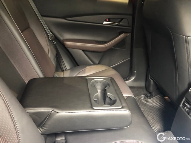 hang-ghe-sau-xe-mazda-cx-30