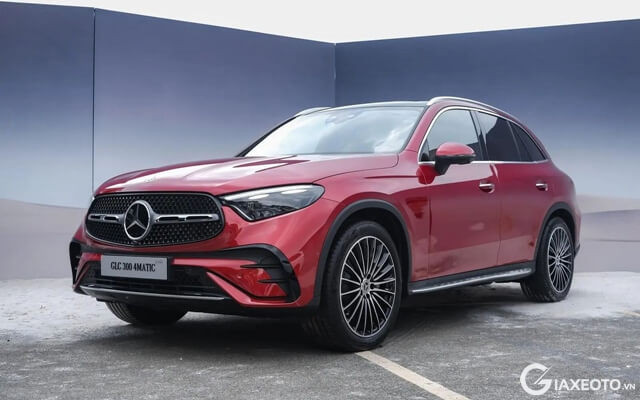 hang-xe-duc-mercedes-benz
