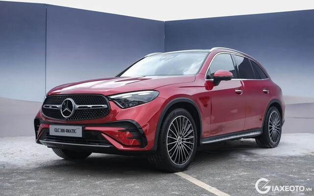he-thong-treo-thich-ung-tren-mercedes-glc300