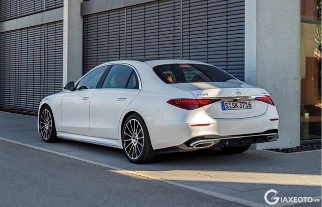 hong-xe-Mercedes-Benz-S500