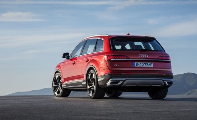 hong-xe-audi-q7