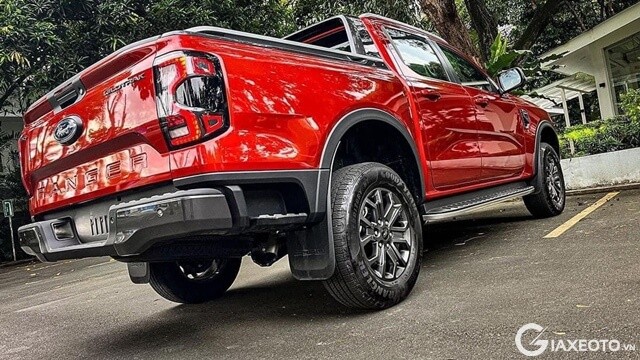 hong-xe-ford-ranger-wildtrak