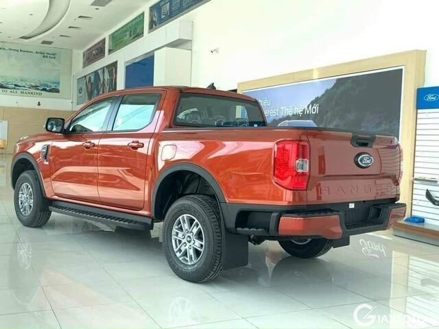 hong-xe-ford-ranger-xls-2023