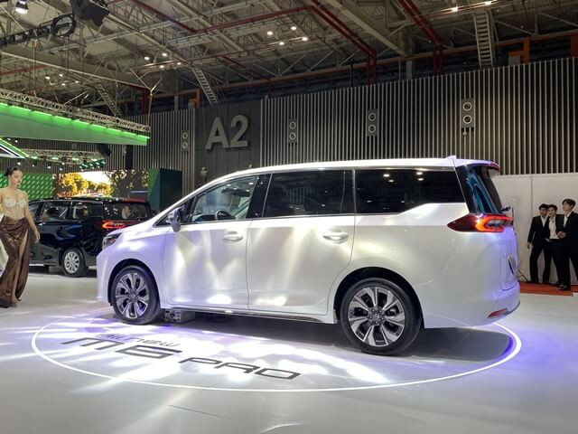 hong-xe-gac-m6-pro