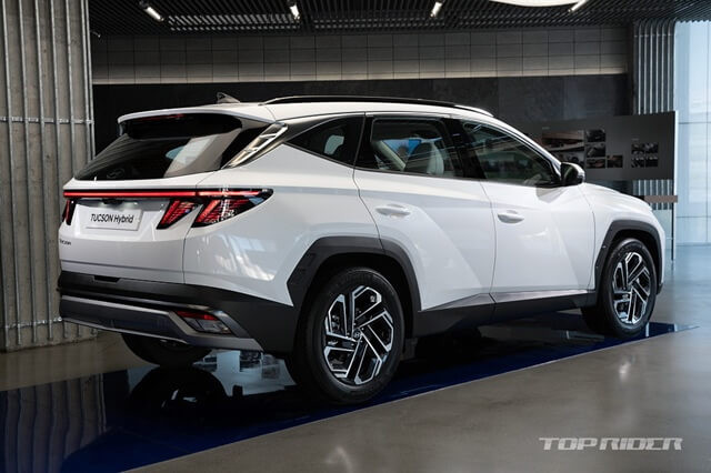 hong-xe-hyundai-tucson-hybrid