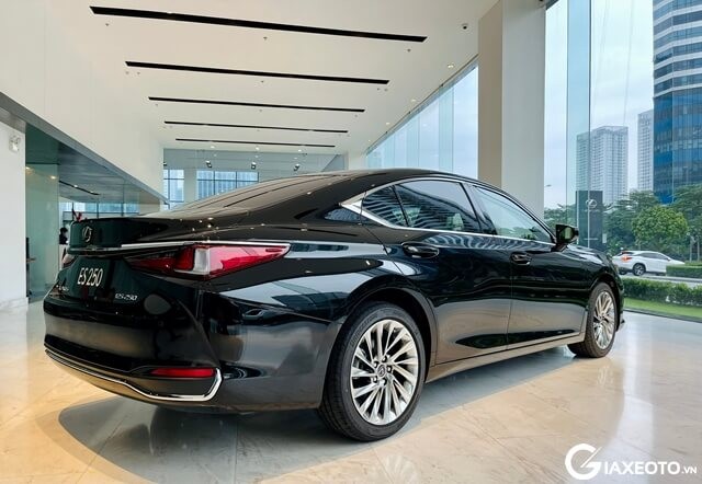 hong-xe-lexus-es-250