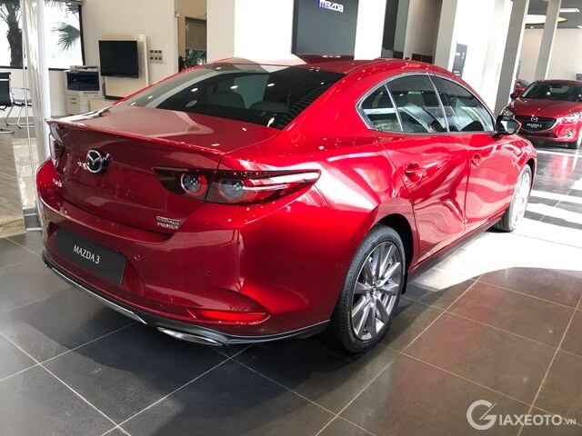 hong-xe-xe-mazda-3