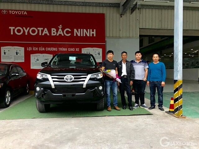 khach-hang-danh-gia-toyota-bac-ninh