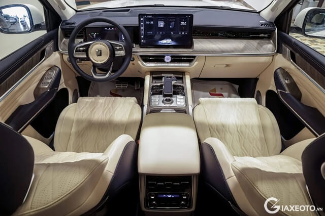 khoang-cabin-xe-tank-500