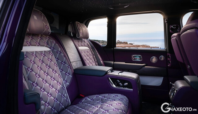 khoang-hanh-khach-rolls-royce-cullinan-series-ii