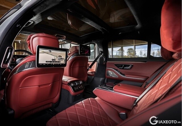 khoang-hanh-khach-xe-Mercedes-Benz-S500