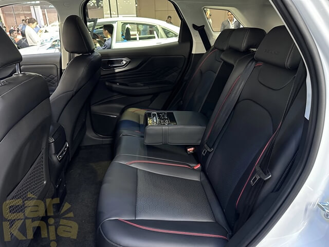 khoang-hanh-khach-xe-baic-beijing-x7