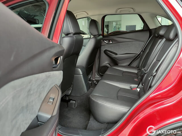khoang-hanh-khach-xe-mazda-cx3-2024