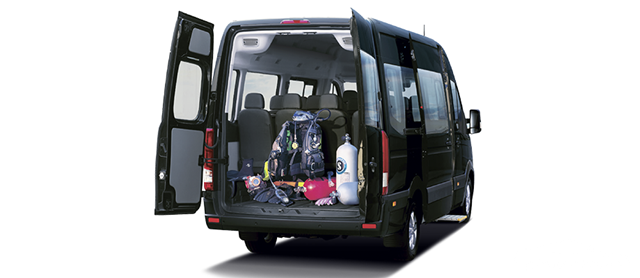 khoang-hanh-ly-hyundai-solati-16-cho