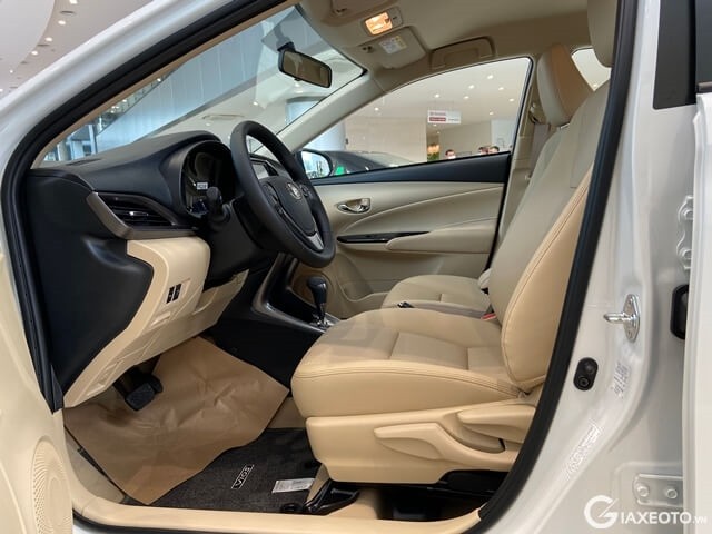 hang-ghe-truoc-xe-toyota-vios-2022