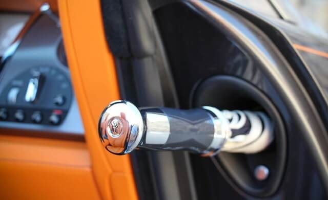 khu-vuc-de-o-Rolls-Royce-Dawn
