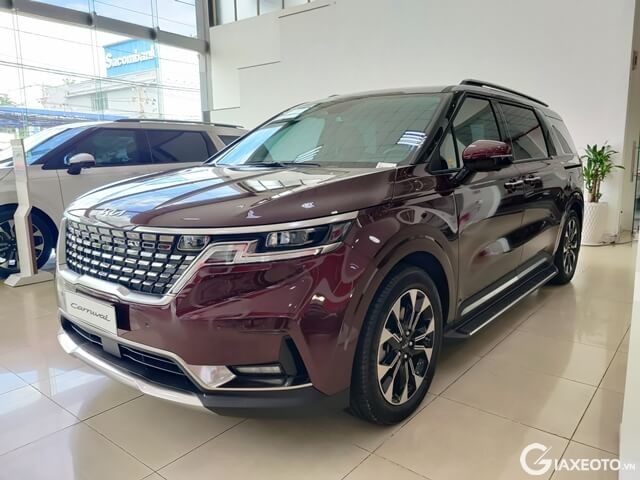 kia-carnival-2023-co-gi-moi