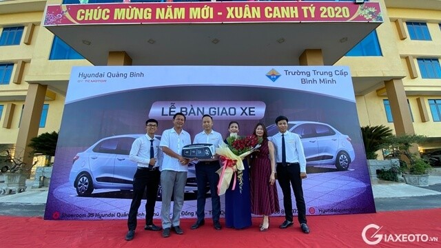 le-giao-xe-hyundai-quang-binh