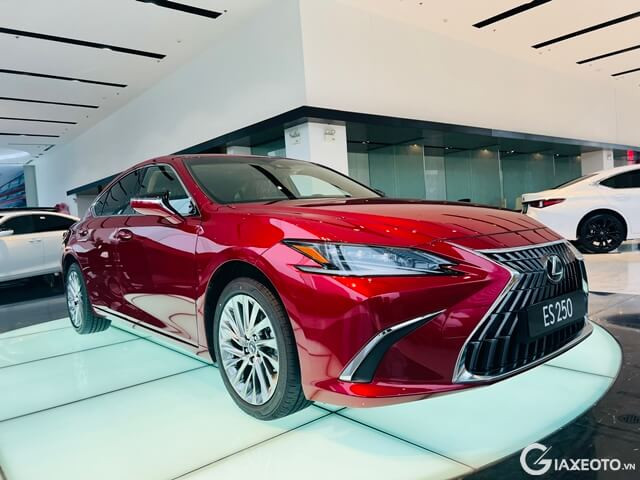 lexus-es-250-2025-co-gi-moi