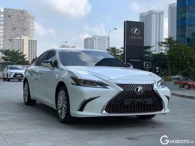 lexus-es-250-gia-bao-nhieu