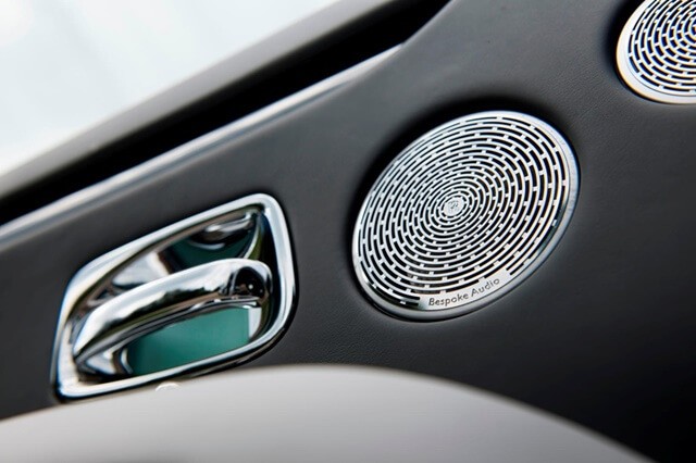 loa-rolls-royce-ghost-2021