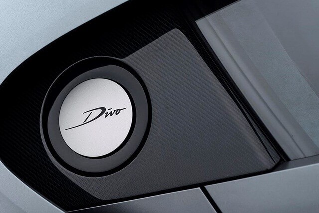 logo-bugatti-chiron-divo
