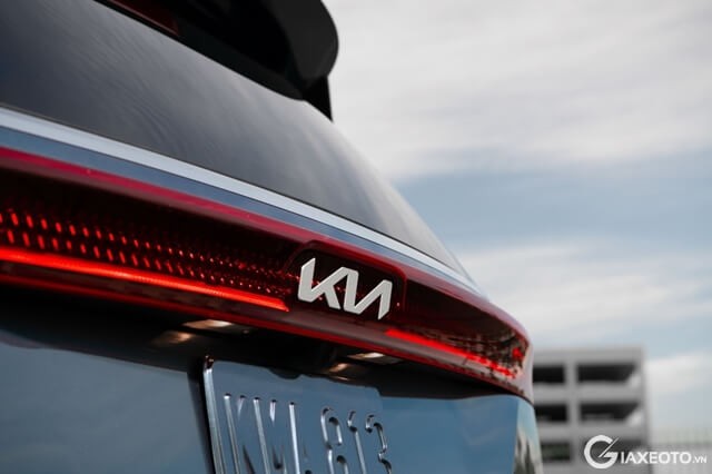 logo-xe-Kia-Carnival