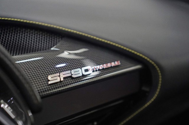 logo-xe-ferrari-sf90-stradale