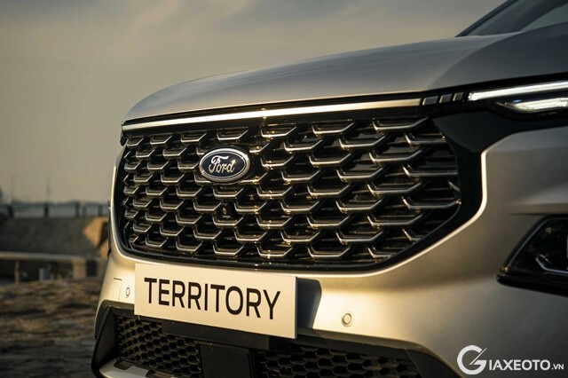 luoi-tan-nhiet-xe-ford-territory
