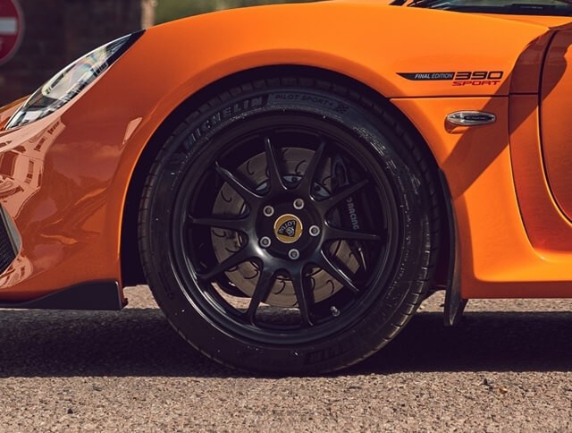 mam-xe-Lotus-Exige-Sport-390