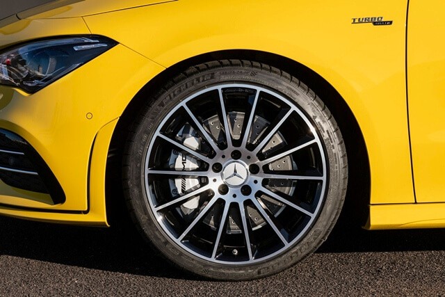 mam-xe-Mercedes-AMG-CLA-35-4matic-giaxeotovn