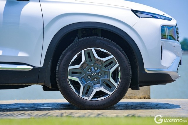mam-xe-hyundai-santafe-may-dau