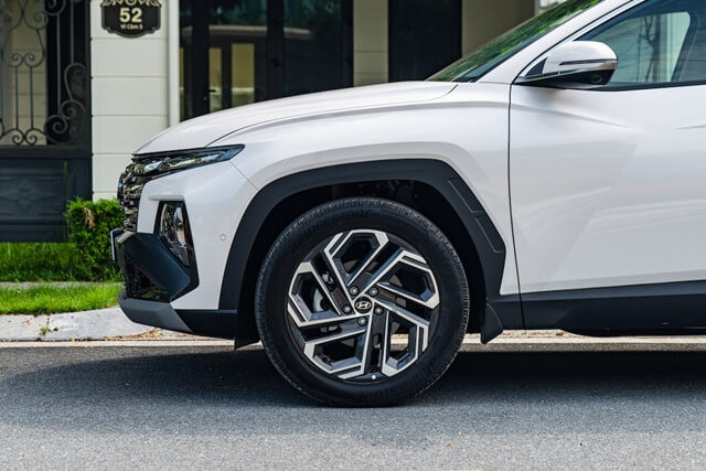 mam-xe-hyundai-tucson-2025