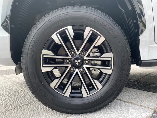 mam-xe-mitsubishi-pajero-sport