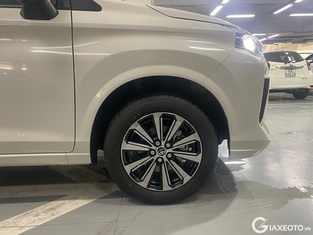 mam-xe-toyota-avanza-2022