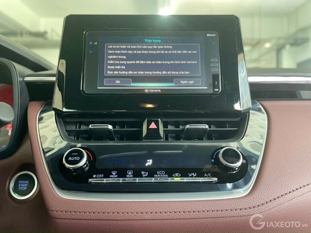 man-hinh-giai-tri-xe-toyota-cross-2022
