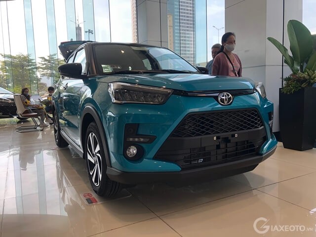 toyota-raize-ra-mat-tai-viet-nam