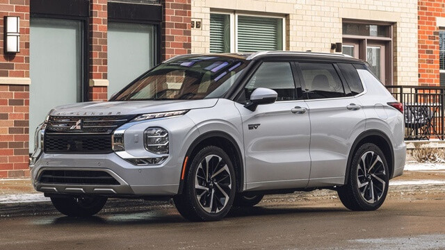 mitsubishi-outlander-dung-hop-so-invecs-iii-cvt