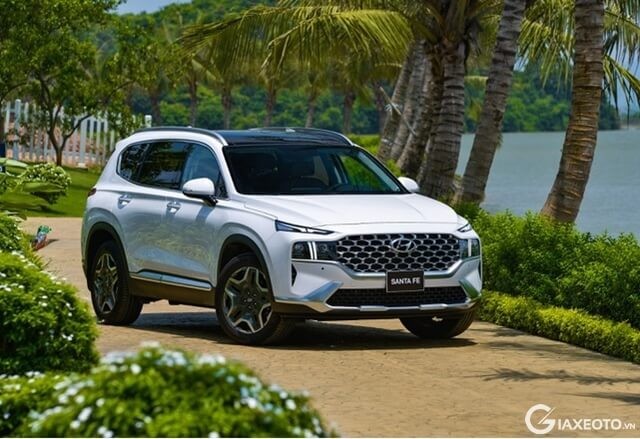 ngoai-that-xe-hyundai-santafe-may-dau